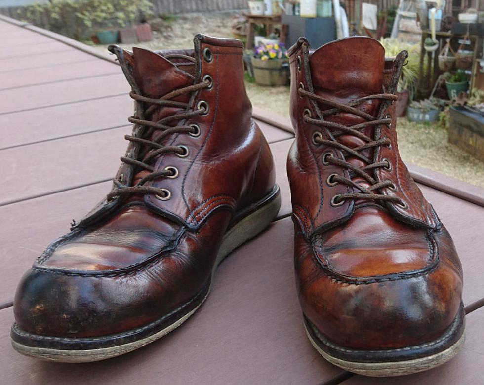 レッドウィングにオイルを塗りすぎた